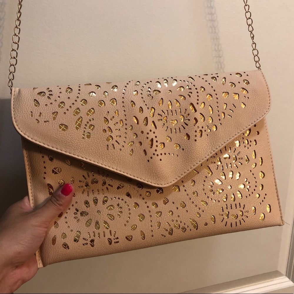 Large tan & gold clutch - Picture 2 of 5